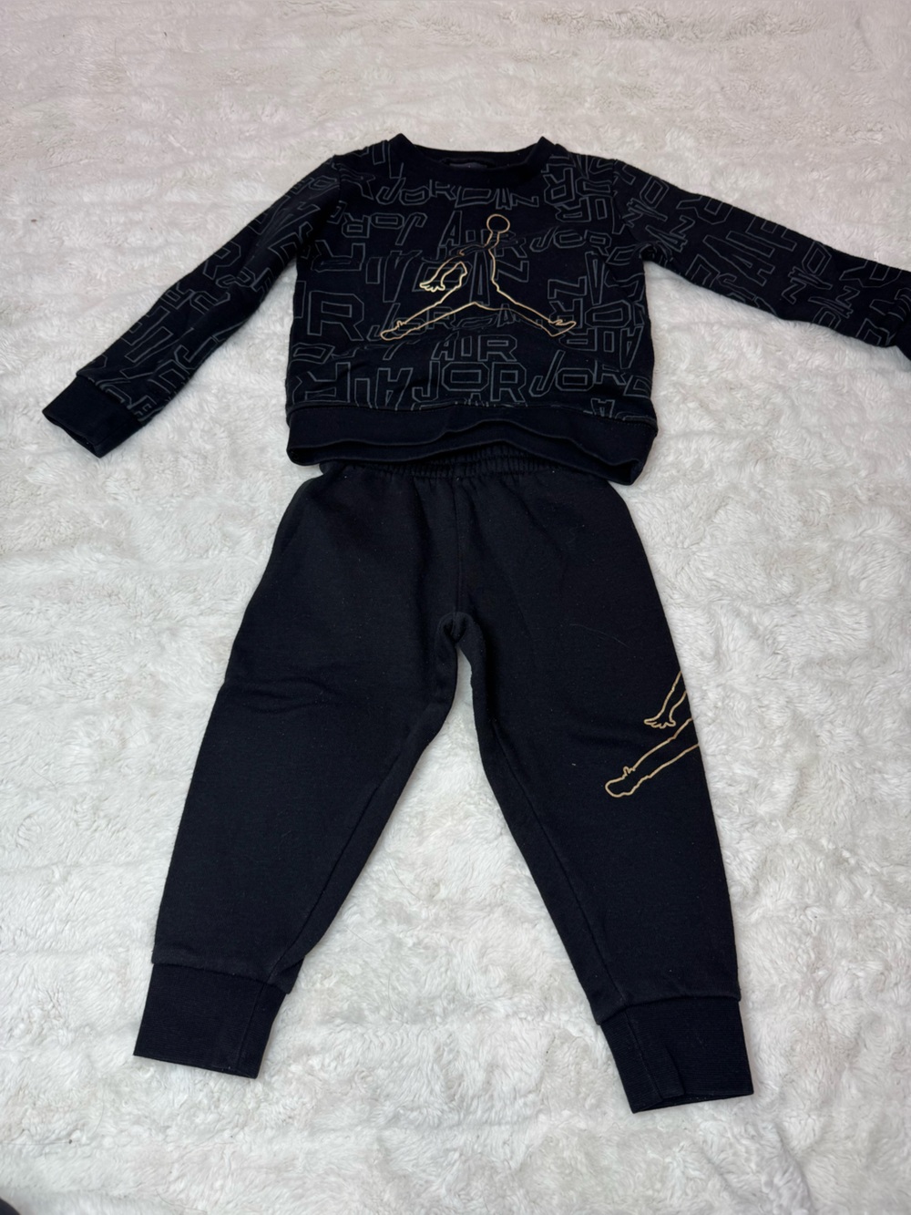 Jordan Kids' Black and Gold Set  - Official Nike Jordan